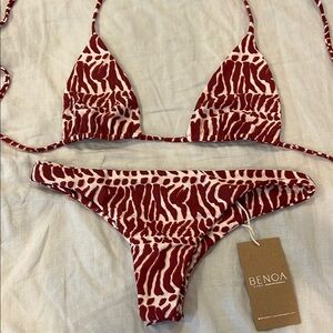 Benoa Miter set (M top, L bottoms)